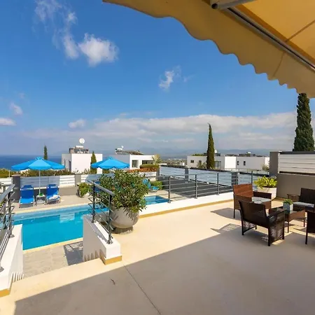 Lenia's Sea View Villa Latchi